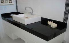 Banheiro em Granito Preto São Gabriel