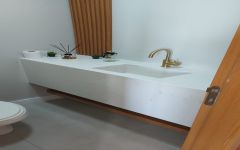 Tampo com cuba esculpida em Carrara Prime/Ariston